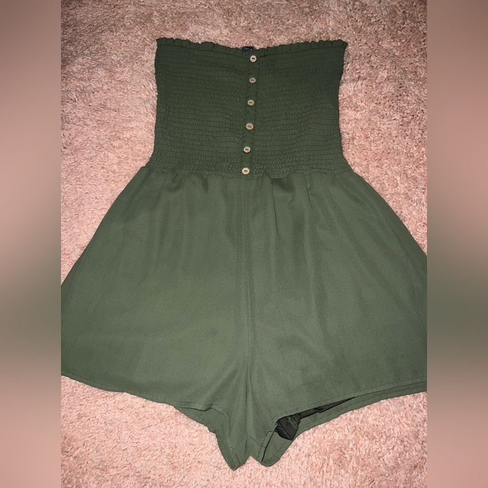 Women’s tube top style romper